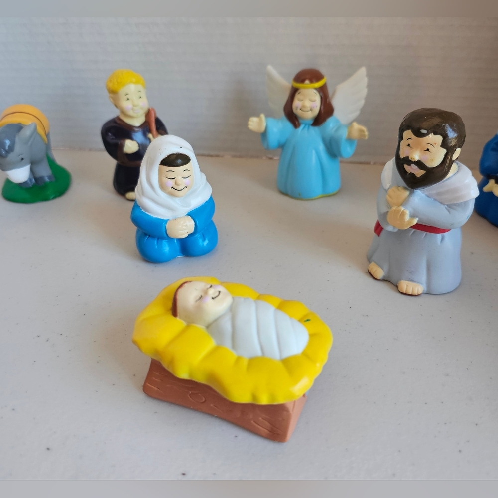 Zany Brainy 11 PC Nativity Set